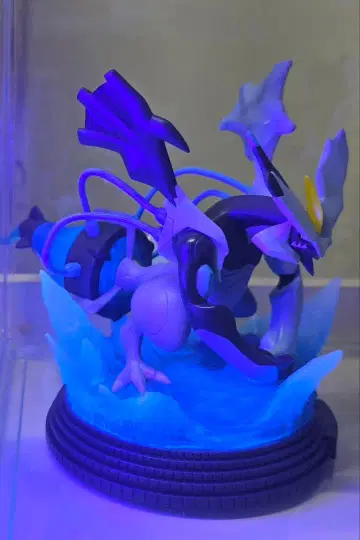 포켓몬 블랙큐렘 피규어 빛나는