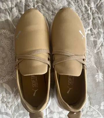 PUMA SOFTRIDE 슬립온 베이지