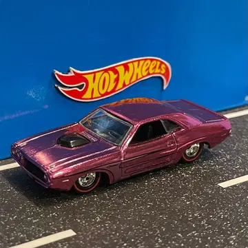 핫휠 '70 닷지 헤미 챌린저 스펙트라 프레임 핑크