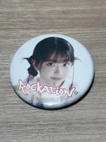 초단 QWER ROCKATION 월드 투어 캔뱃지