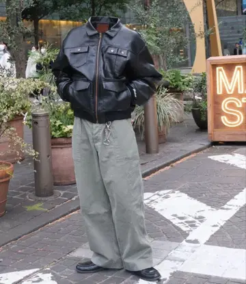 순삭 벨벳 빈티지 스타일 레더 재킷