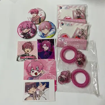 이레이스 나이코 아크릴 스탠드 키링과 포니테일 홀더와 캔뱃지 등 세트