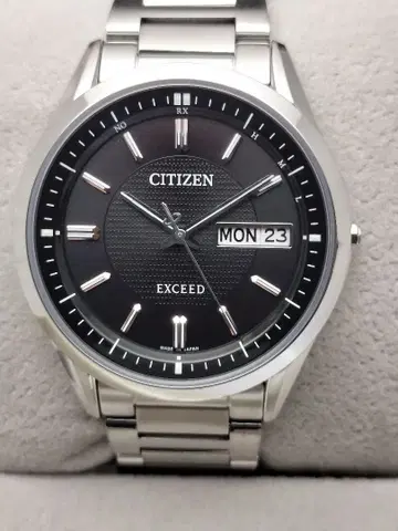 현행 모델 시티즌 고급 라인 엑시드 전파 솔라 요일 경량 티타늄