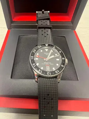 TISSOT 씨스타1000 GMT 손목시계 본체 40mm