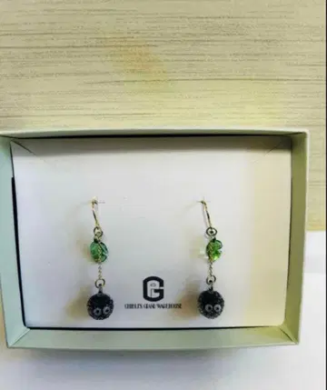 지브리파크 한정판 HARIO 귀걸이/쿠로스케