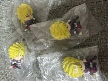 죠죠의 기묘한 모험 어깨 쿵 Fig 디오 미니 피규어 가챠