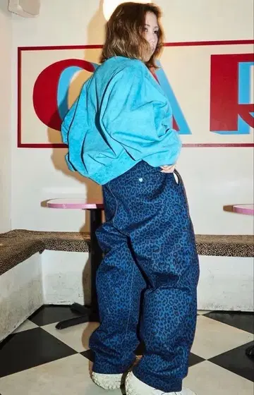 나카 리이사 RE. 아르이 도트 셰프 팬츠 레오파드 블루