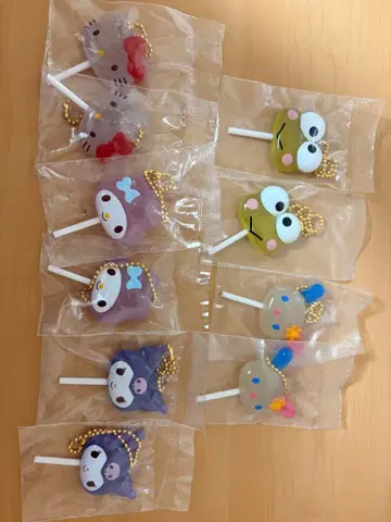 산리오 캐릭터즈 컬러풀 캔디 참 헬로키티 우사하나