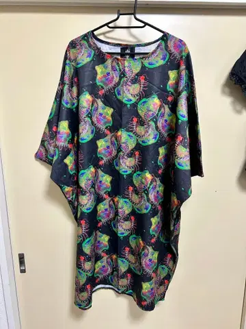 드럭 허니 컬러풀 튜닉 흰색 반팔