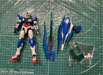 MG 더블오 건담 정크 완성품