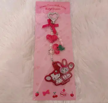 메조피아노 x 헬로키티 키링 체리