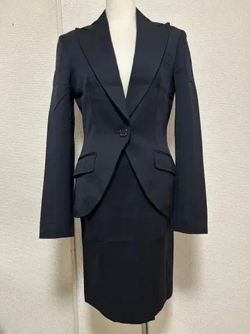 BUONAGIORNATA 사이즈 S 블랙 미 라인 셋업 7145