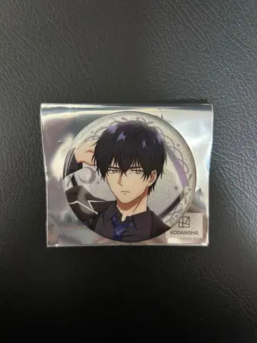 메다리스트 요타카 준 글리터 캔뱃지 로손 한정판 콜라보