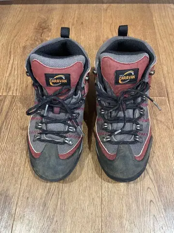 CARAVAN 등산화 24.5