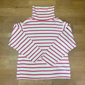 새상품 Outil 터틀 티셔츠 OFF x ROSE RED 기간 한정 할인