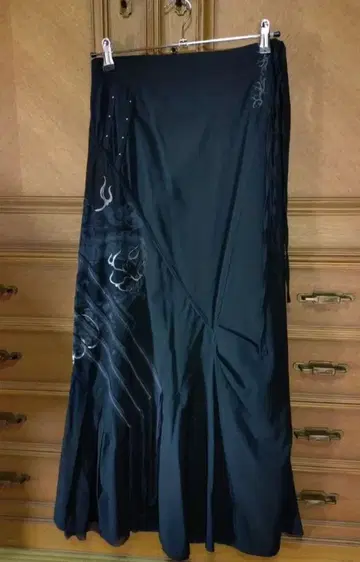 Ozz On 드래곤 롱 스커트 블랙 개성 고딕