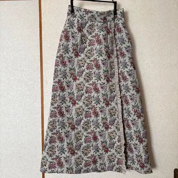 메리제니 플라워 꽃무늬 베이지 프릴 랩스커트