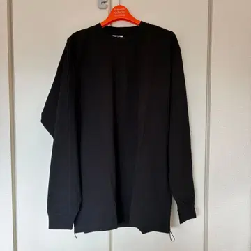 the hermit club everyone L/S Tee