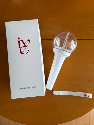 IVE 공식 응원봉 화이트 official light stick