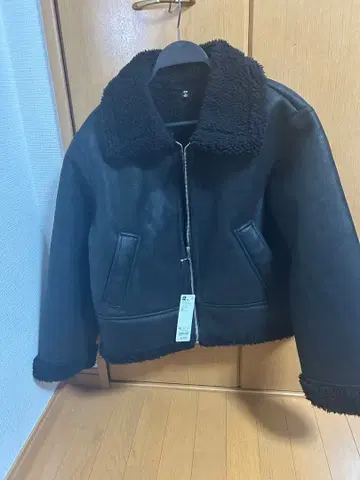 새상품급 지유 무스탕 터치 플라이트 자켓 블랙 여성용 XL 사이즈