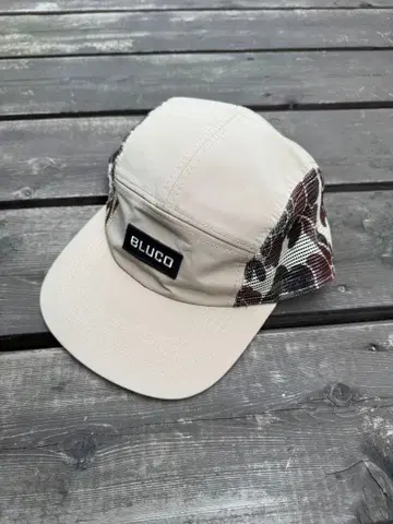 BLUCO 베이지 캡 카모 패턴