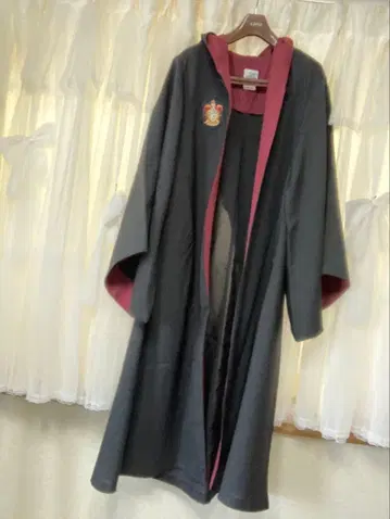 USJ 정품 그리핀도르 로브 & 시리우스 블랙의 지팡이