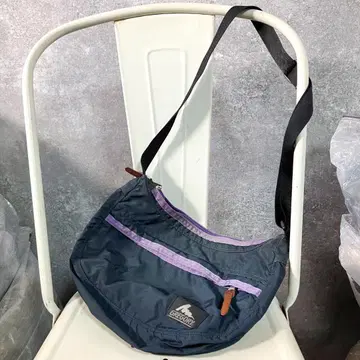 GREGORY 구 로고 숄더백 네이비 퍼플