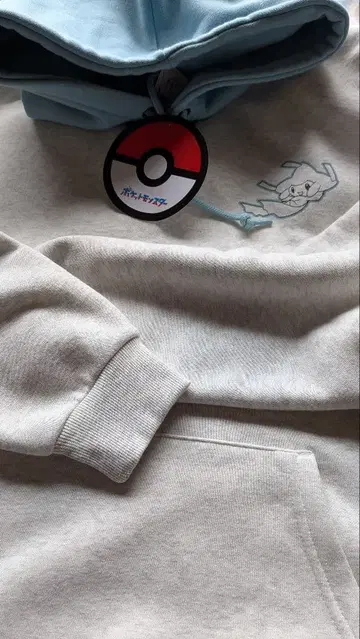 포켓몬 지라치 후드티