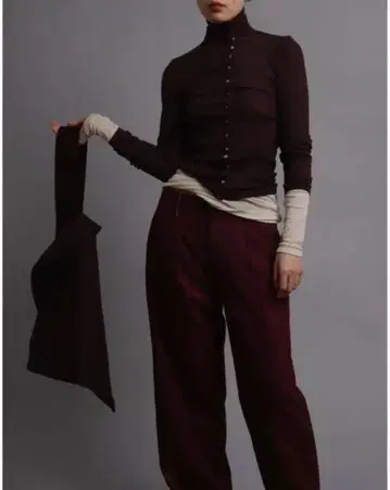 seya. M 사이즈 하이넥, 니트, 가디건