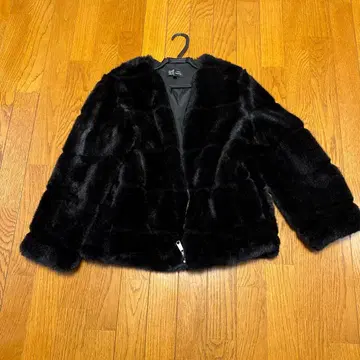 ZARA trf collection 블랙 퍼 아우터