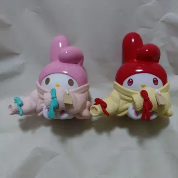 헬로키티 앤 프렌즈 옷 갈아입는 중 피규어 마이멜로디 2개 세트