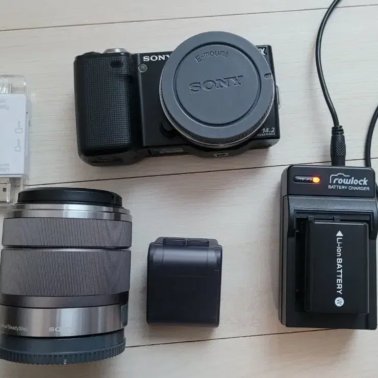 소니 NEX-5 미러리스 카메라(컷수19200)