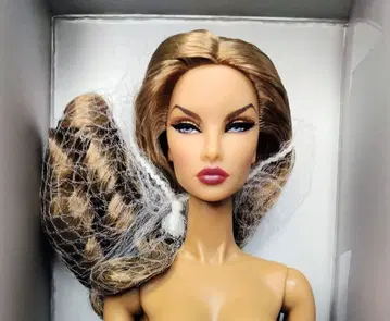 Integrity Toys Bombshell Beach Natalia