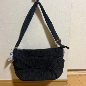 HELLO KITTY 50th Anniversary 숄더백 블랙