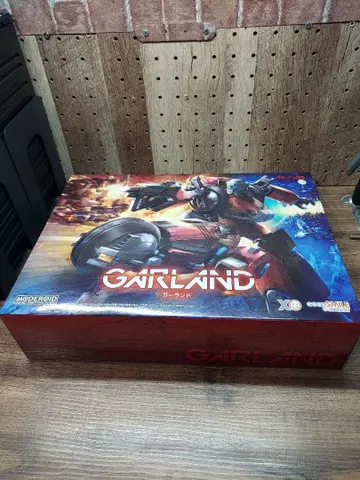 모데로이드 가랜드