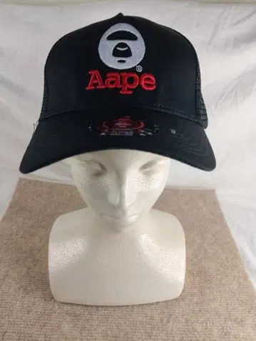 Aape 트래커 캡 블랙
