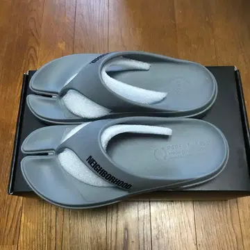 네이버후드 샌들