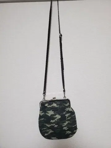 가격 인하 AYANOKOJI 카모플라쥬 가마구치 숄더백 캔버스