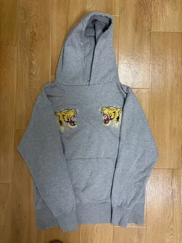 테일러 토요 BEAMS 별주 후드 맨투맨 호랑이 자수 S