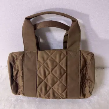 사자비(Sazaby's) 나일론 퀼팅 핸드백