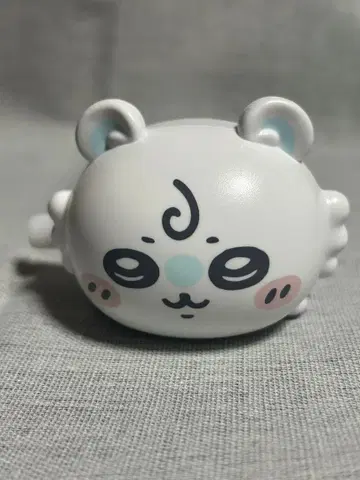 Chiikawa Baby 하이하이 피규어 모몽가