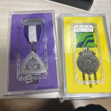 ZUTOMAYO 훈장 미개봉 가격 인하 가능