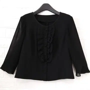 미사용 TOKYO SOIR 가슴 프릴 블랙 블라우스