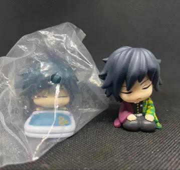 귀멸의 칼날 오네무탄 토미오카 기유 어스 컬러ver 어깨 쿵 피규어 세트