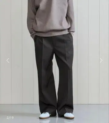 H BEAUTY&YOUTH 우스터 2 플리츠 와이드 팬츠