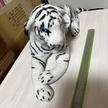 화이트 타이거 봉제 인형