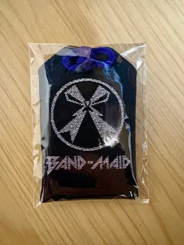 BAND-MAID 오마모리 보라색 끈