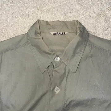 AURALEE 반팔 셔츠 그레이