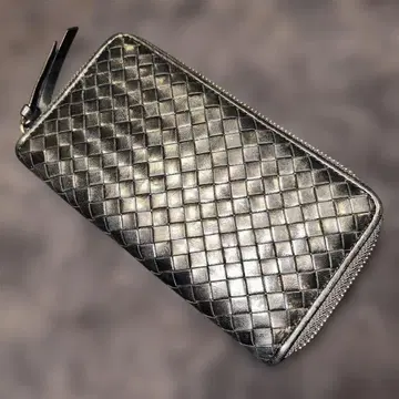 Braided leather long wallet