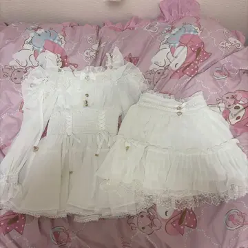 LIZLISA 리즈리사 오프숄더 쉬폰 셋업 화이트